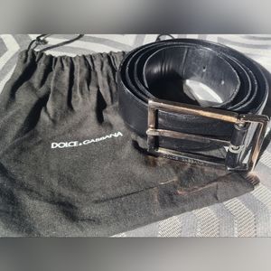 Dolce & Gabbana black leather designer belt, silver chrome buckle, 40in / 100cm